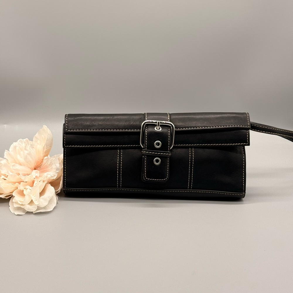 Black Leather Clutch by Apostrophe
